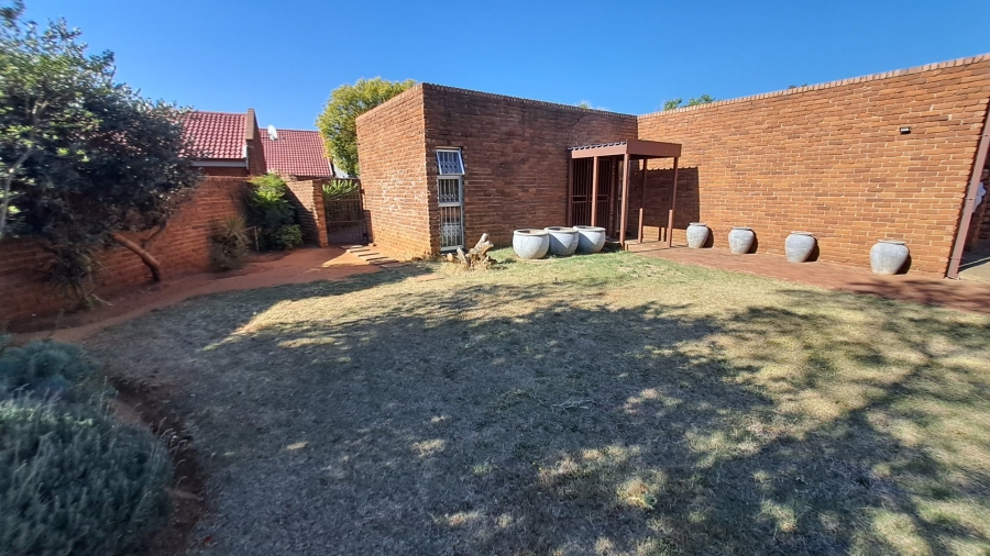 3 Bedroom Property for Sale in Heuwelsig Free State